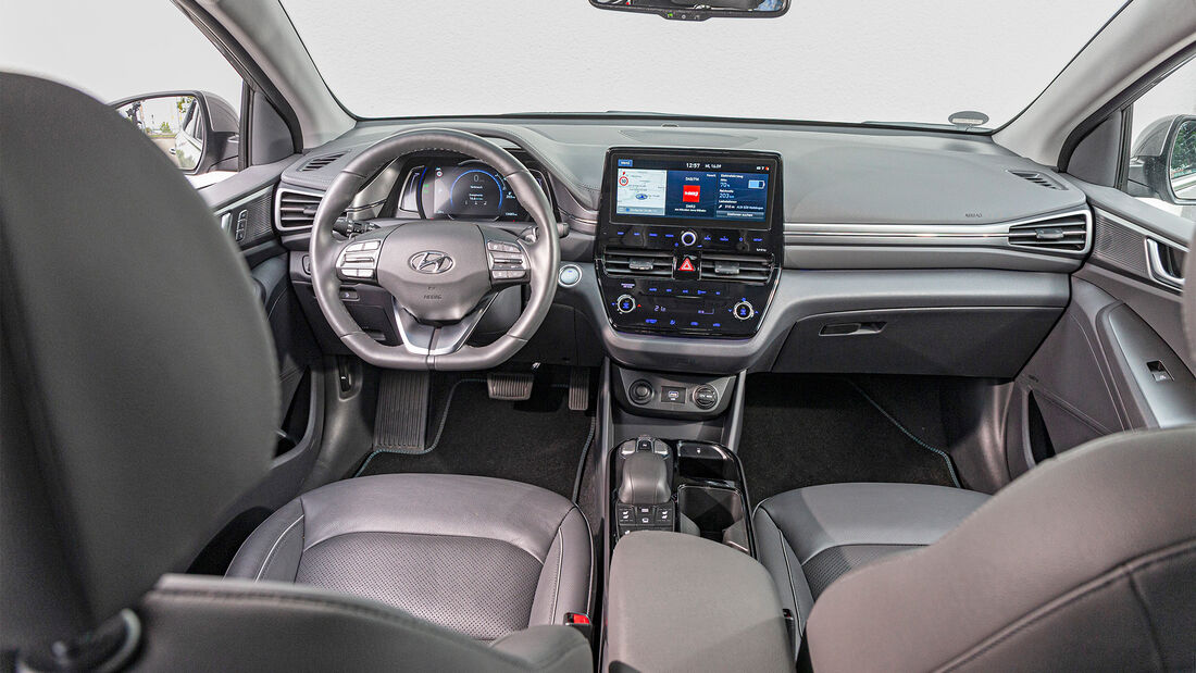 Hyundai Ioniq Elektro, Kia e-Niro, Tesla Model 3, VW ID.3