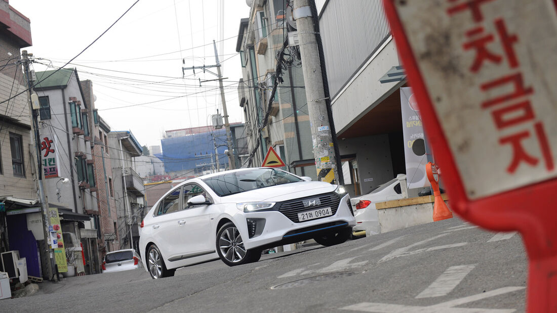 Hyundai Ioniq Hybrid, Fahrbericht, 02/2016