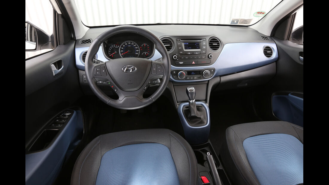 Hyundai i10 Blue 1.0, Cockpit