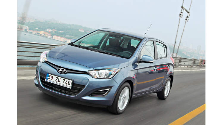 Hyundai I Blue 1 1 Crdi Im Fahrbericht Klein Auch Im Verbrauch Auto Motor Und Sport