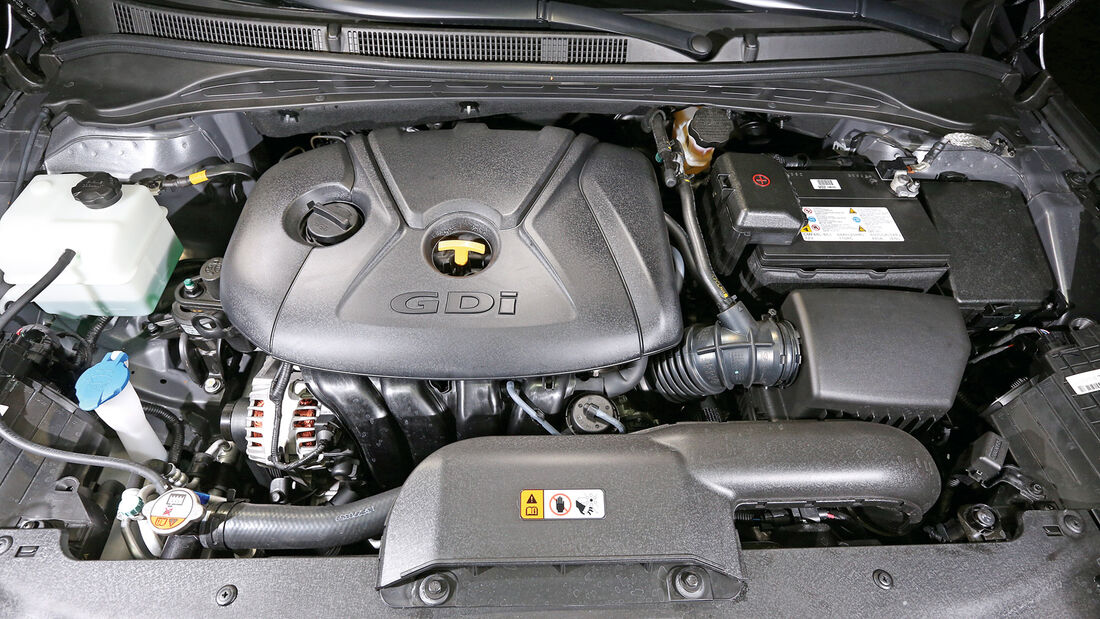 Hyundai i40 2.0, Motor