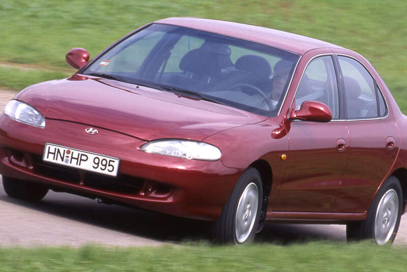 Hyundai lantra (1995)