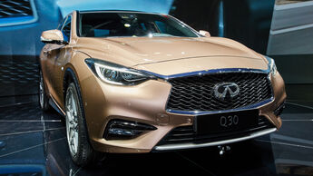 IAA 2015, Infiniti Q30