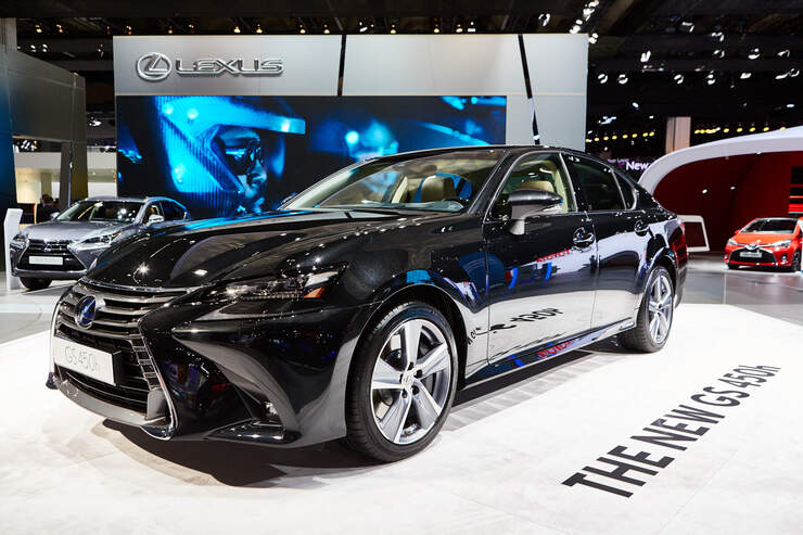 Lexus GS Facelift: Neuer Motor, frischer Look | AUTO MOTOR UND SPORT