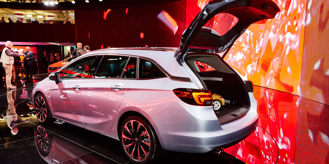IAA 2015, Opel Astra Sports Tourer