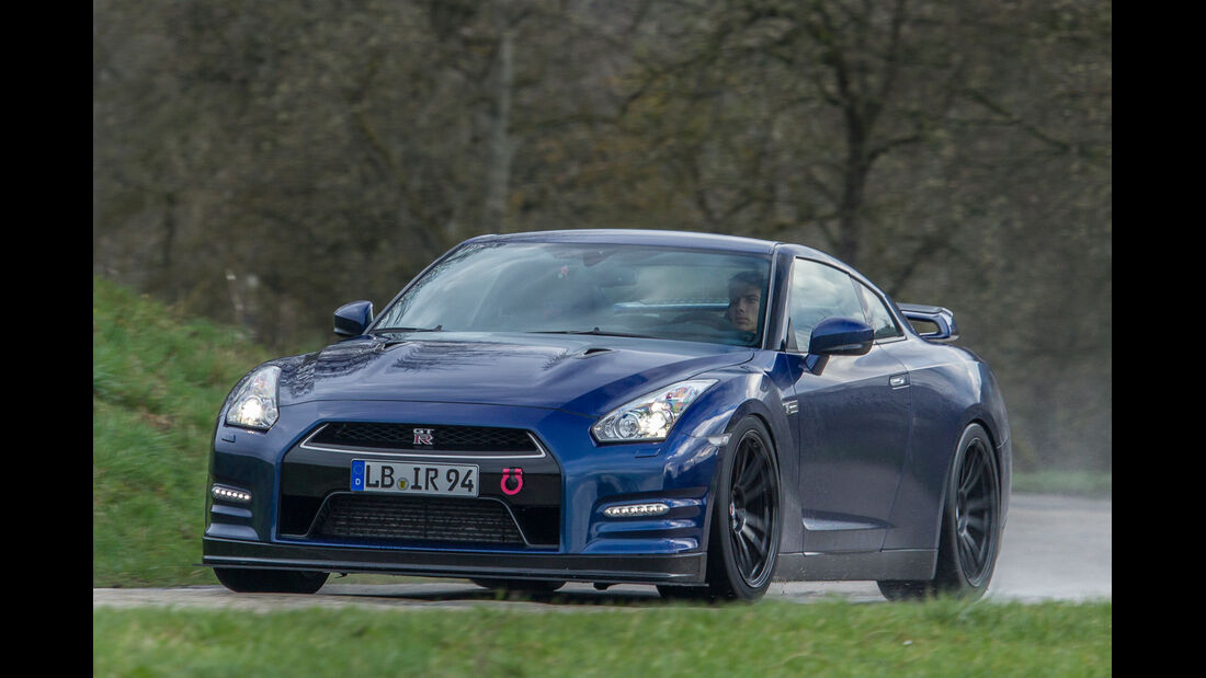 Importracing Nissan GT-R, Frontansicht