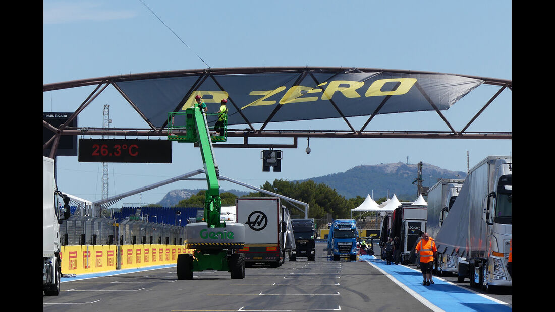 F1 Fotos GP Frankreich: Die Bilder vom Mittwoch - auto ...