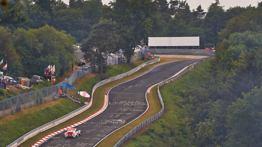 Impressionen Qualifying 2 - 24h Rennen - Nürburgring Nordschleife -20. Juni 2014