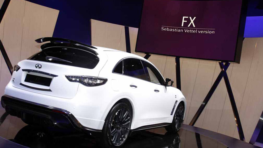 Infiniti FX50 Sebastian Vettel Edition