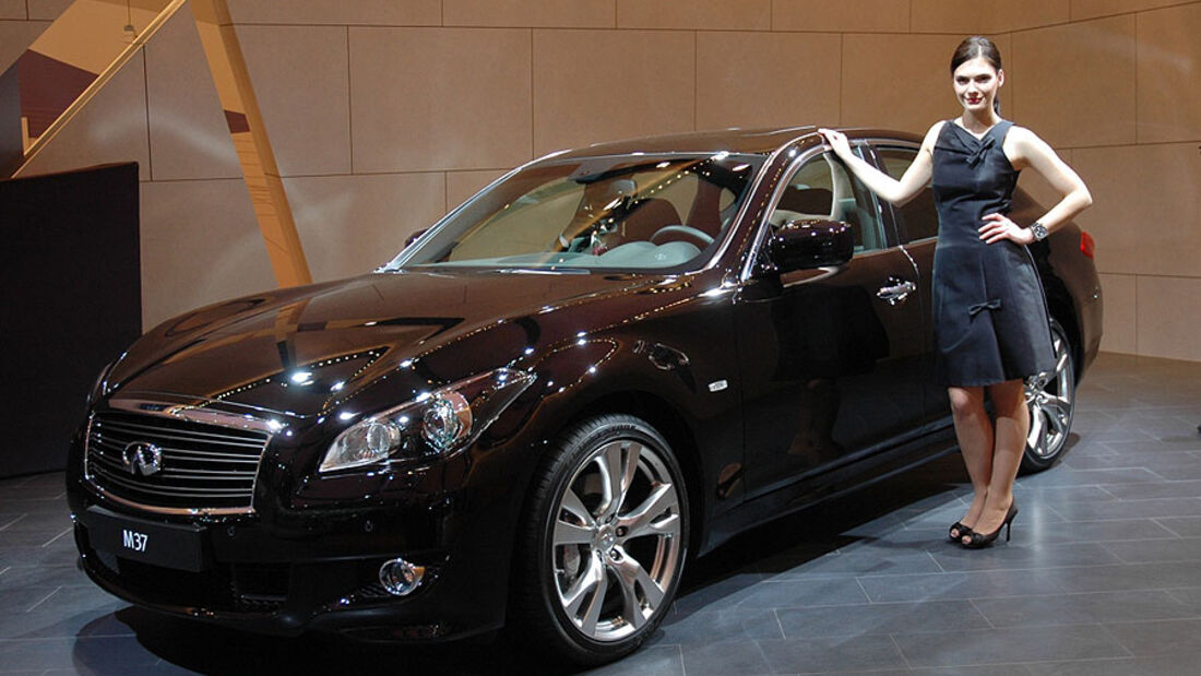 Infiniti M37