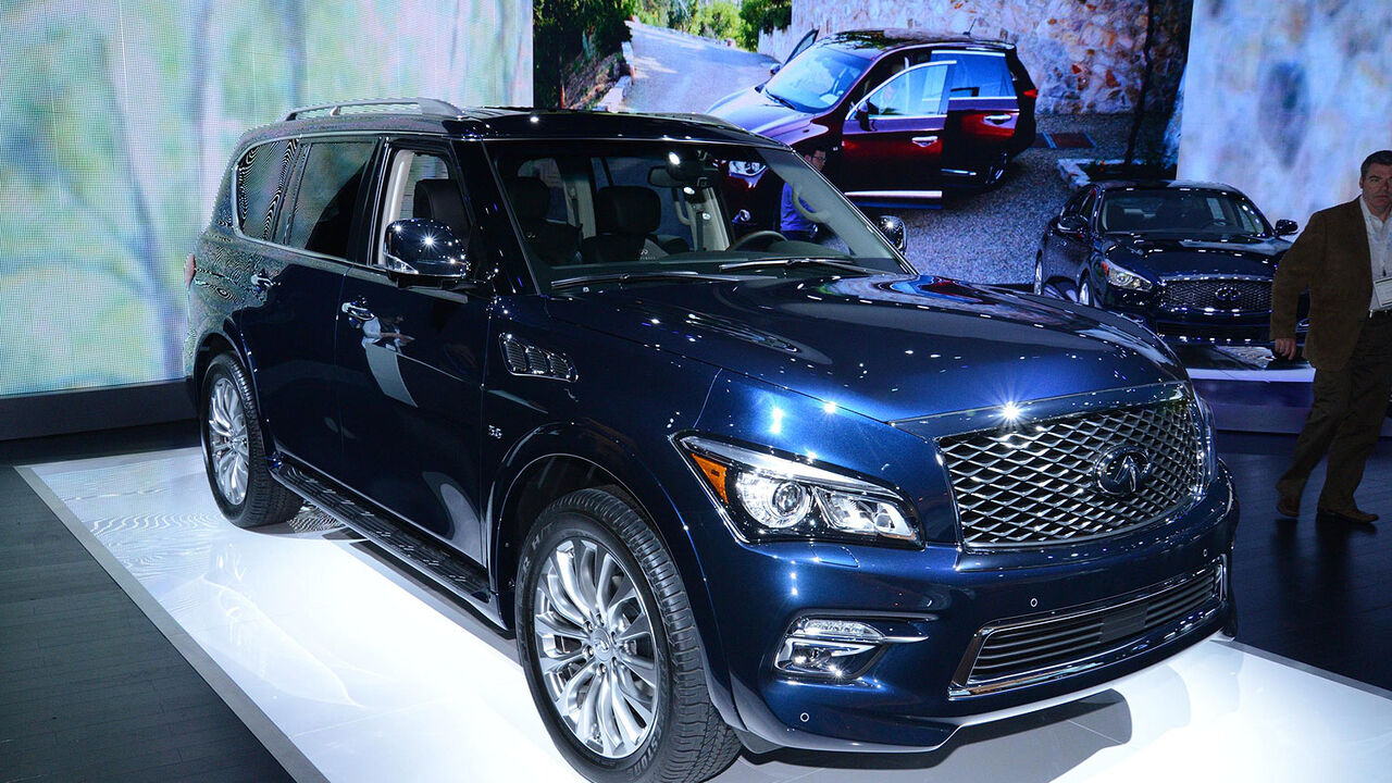 Infiniti Qx80 Auf Der New York Auto Show Luxus Suv Noch Luxurioser Auto Motor Und Sport