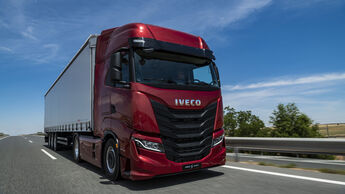 Iveco S-Way Fernverkehr-Lkw 2019