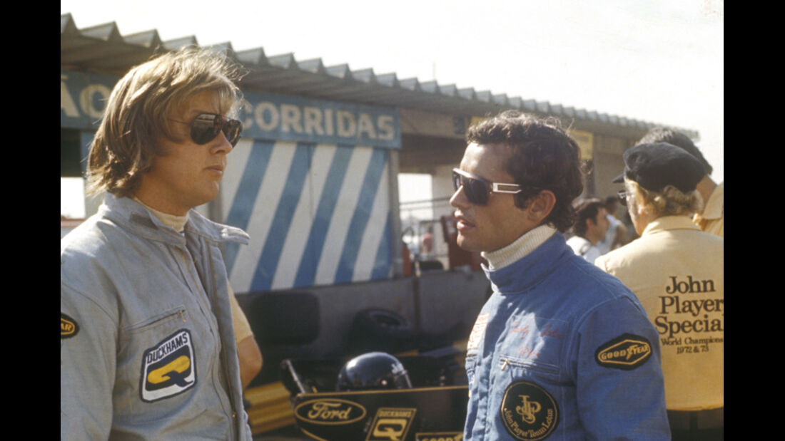 Jacky Ickx Ronnie Peterson Lotus 1975