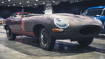 Jaguar E-Type 4.2 Series 1 (1964)