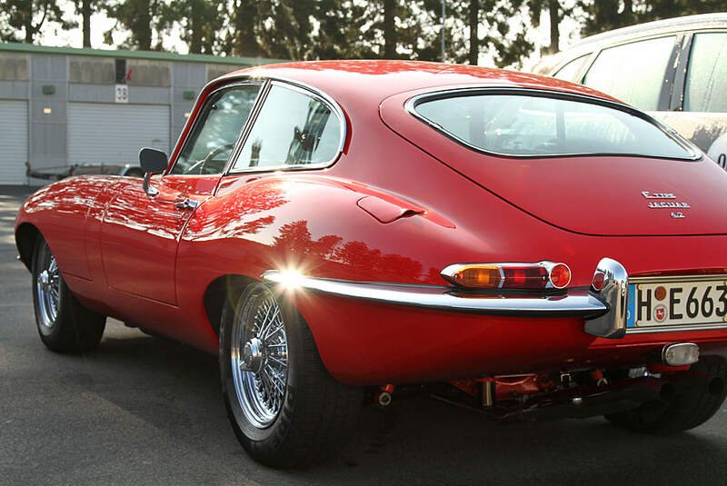 Jaguar E-Type S1 FHC, 1962