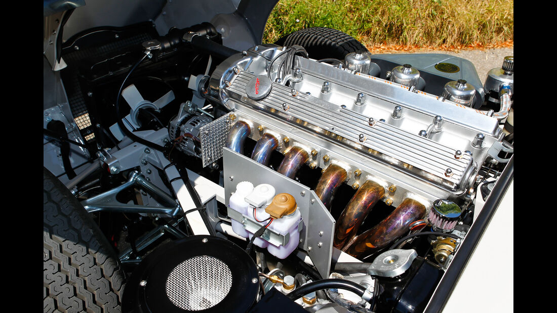 Jaguar E-Type Serie 2 Coupé, Motor