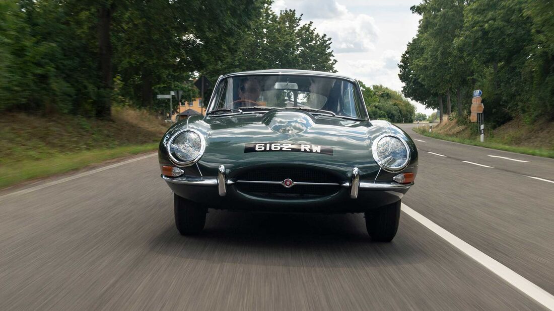 Jaguar E-Type Series 1 3.8-Litre Coupé (1961)