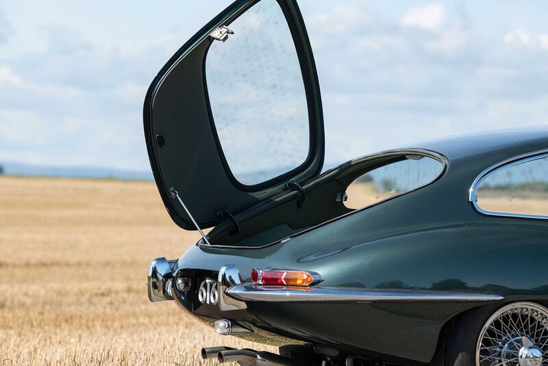 Jaguar E-Type Series 1 3.8-Litre Coupé (1961)