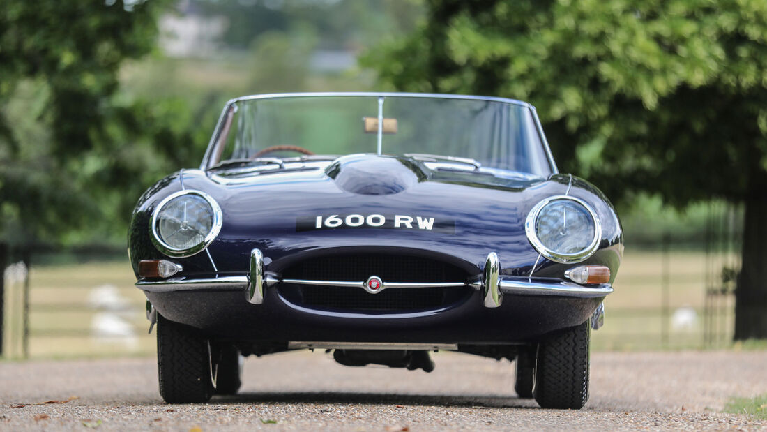 Jaguar E-Type Series 1 3.8 Roadster (1961) Chassis 850004 1600 RW