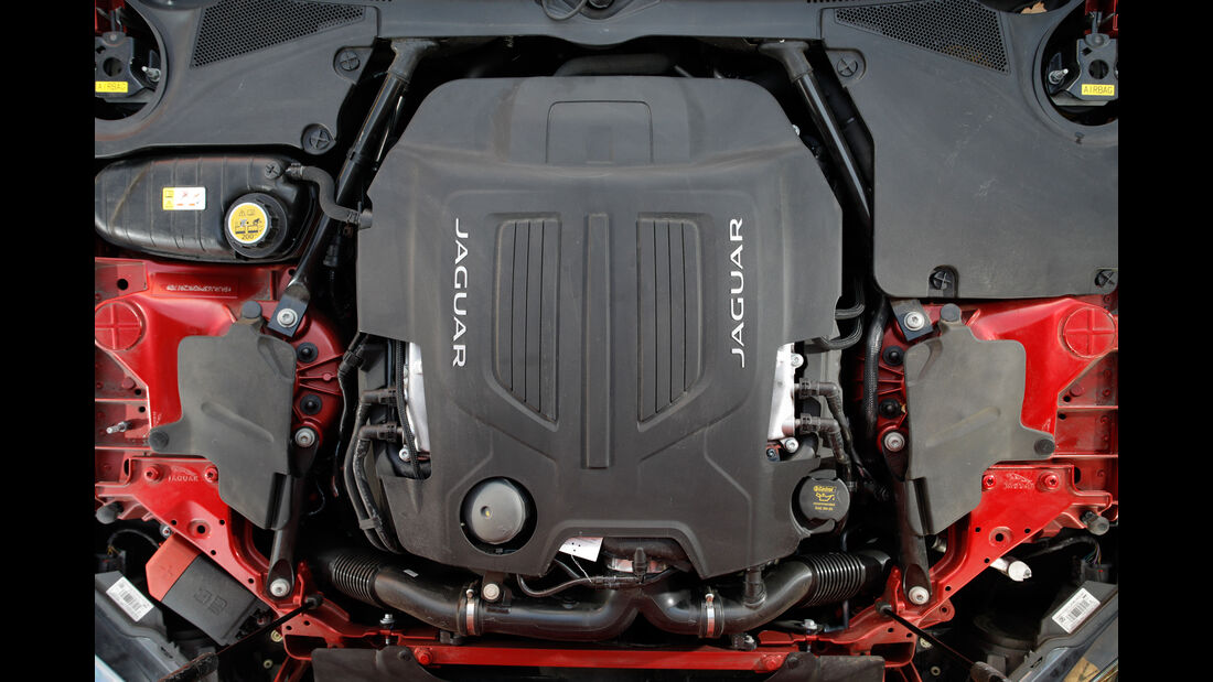 Jaguar F-Type R AWD Coupé, Motor