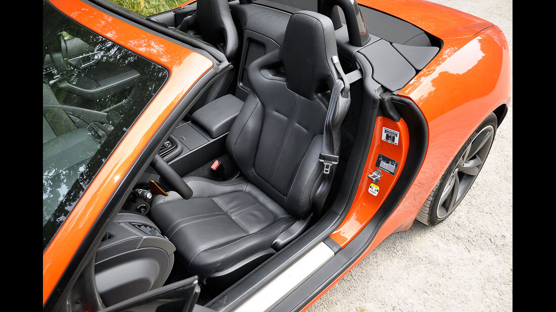 Jaguar F-Type, Sitze