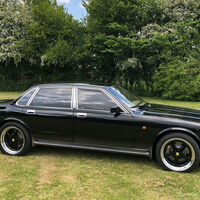 Jaguar Lister XJ12 7.0 V12 Supercharged XJ40