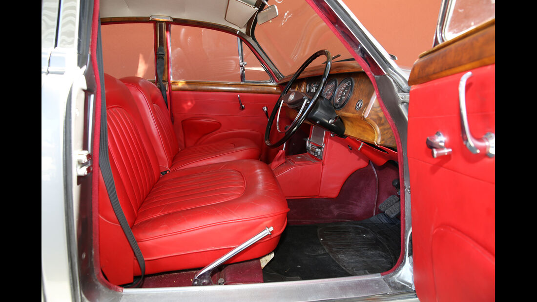 Jaguar MK II, Fahrersitz
