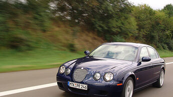 Jaguar S-Type R 25