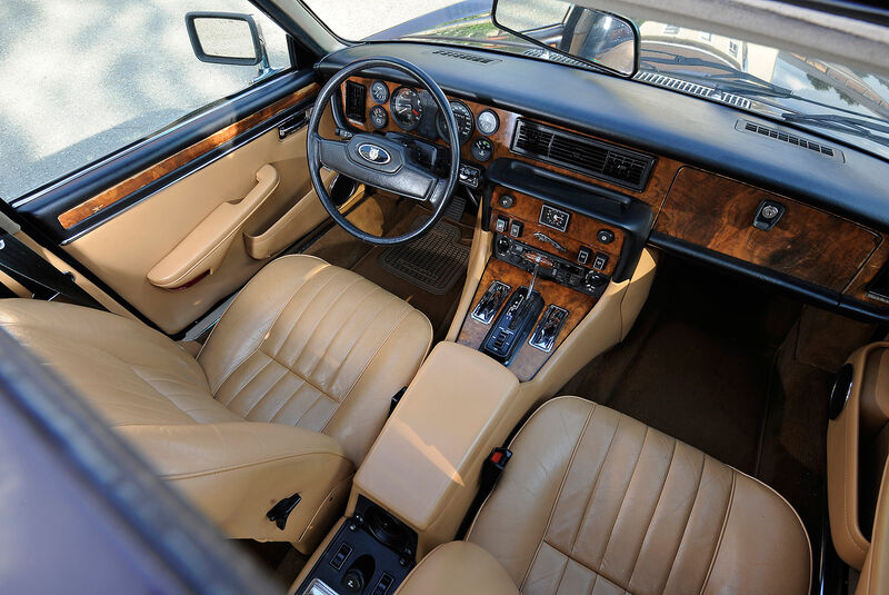 Jaguar Sovereign V12 (XJ12, Serie III), 1986