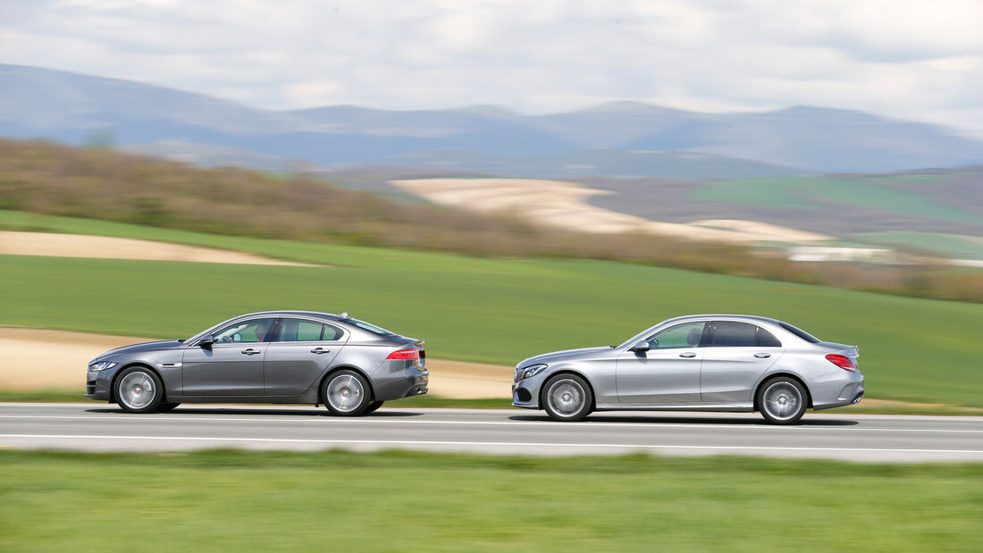 Jaguar XE 25t, Mercedes C220 Bluetec, Seitenansicht