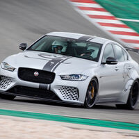 Jaguar XE SV Project 8 Fahrbericht 2018