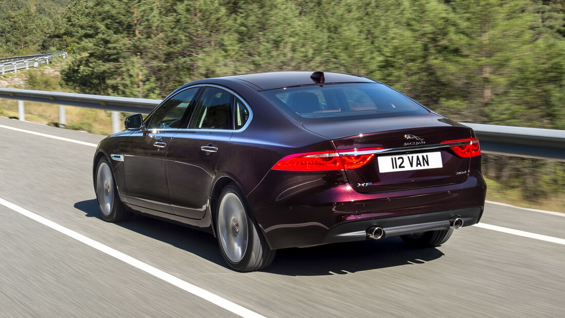 Jaguar XF, Heck