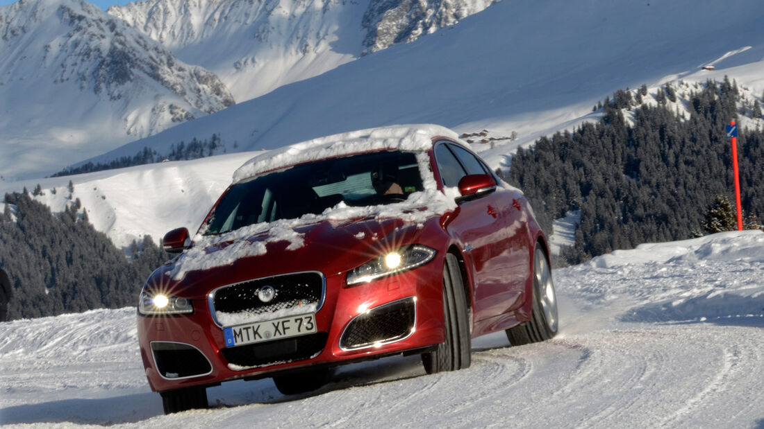 Jaguar XFR, Arosa