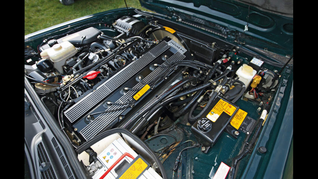 Jaguar XJ 6 (Baureihe XJ 40) Kaufberatung Günstig, robust und fast immer rostig AUTO MOTOR Jaguar XJ 6 (Baureihe XJ 40) Kaufberatung Günstig, robust und fast immer rostig AUTO MOTOR