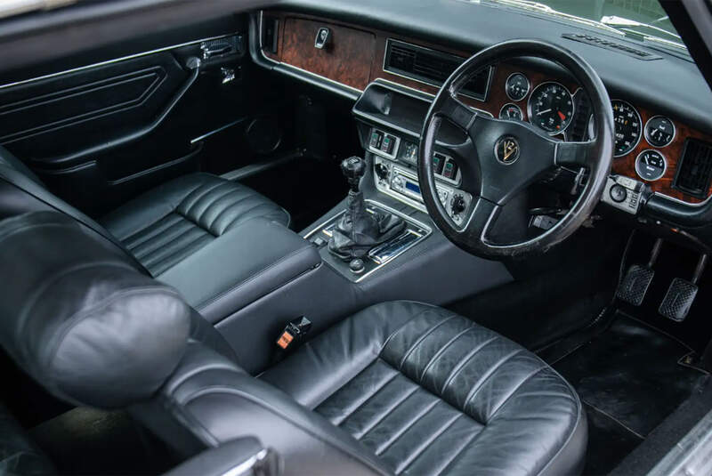 Jaguar XJ12 Harry's Garage (1978)