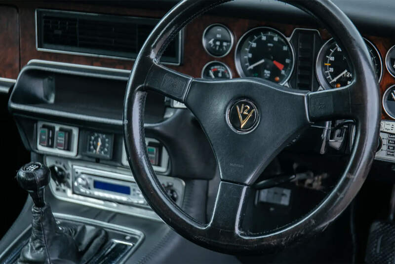 Jaguar XJ12 Harry's Garage (1978)