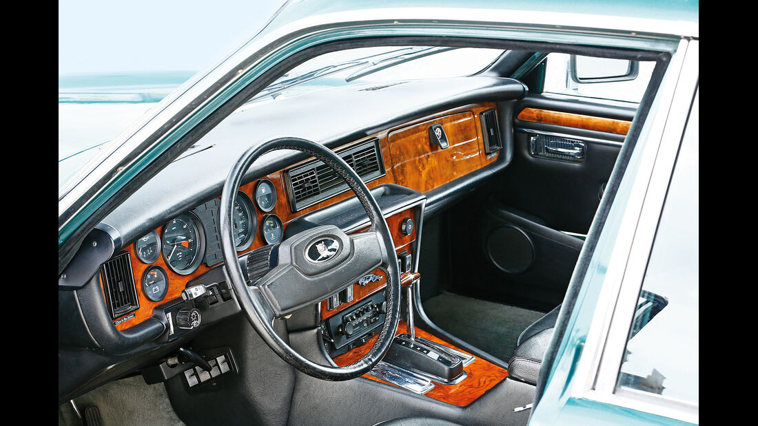 Jaguar XJ6 4.2, Cockpit