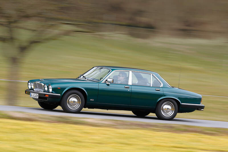 Jaguar XJ6 4.2, Seitenansicht