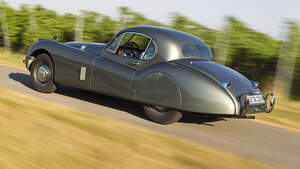 Jaguar XK 120 Fixed Head Coupé (FHC), Baujahr 1951, Scheinwerfer 