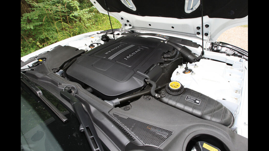 Jaguar XKR-S Cabrio, Motor