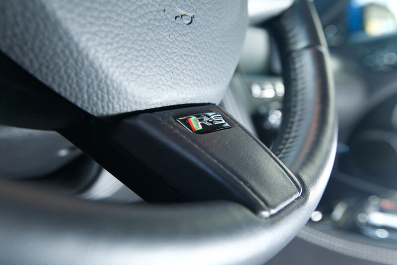 Jaguar XKR-S, Lenkrad, Detail, Emblem