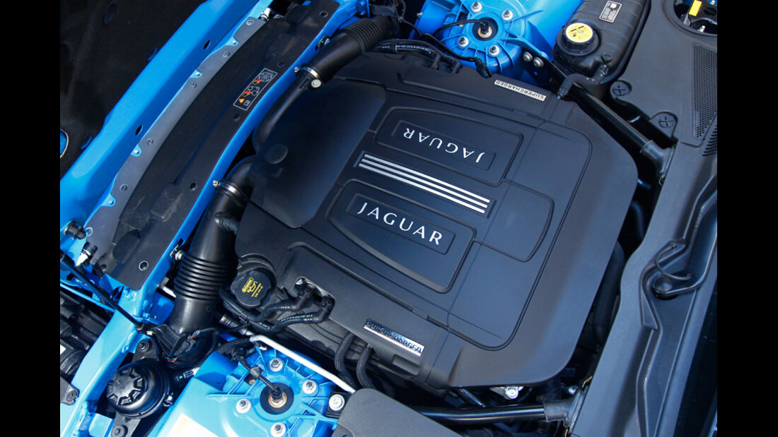 Jaguar XKR-S, Motor