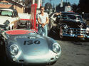 James Dean mit seinem Porsche 550 Spyder