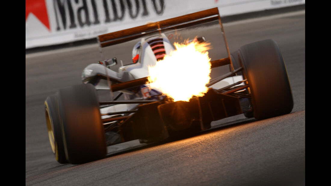 Jamie Green - Formel 3 Feuer