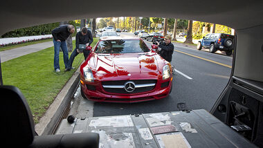 Jay Leno im Mercedes SLS AMG