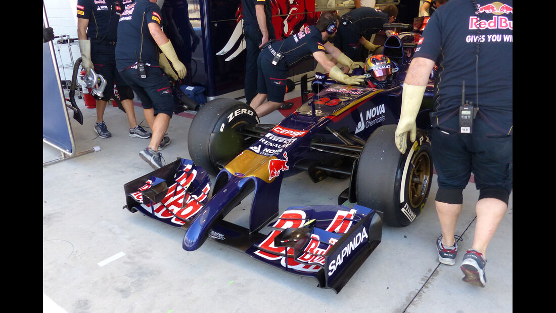 Jean-Eric Vergne - Toro Rosso - Formel 1 - Bahrain - Test - 2. März 2014