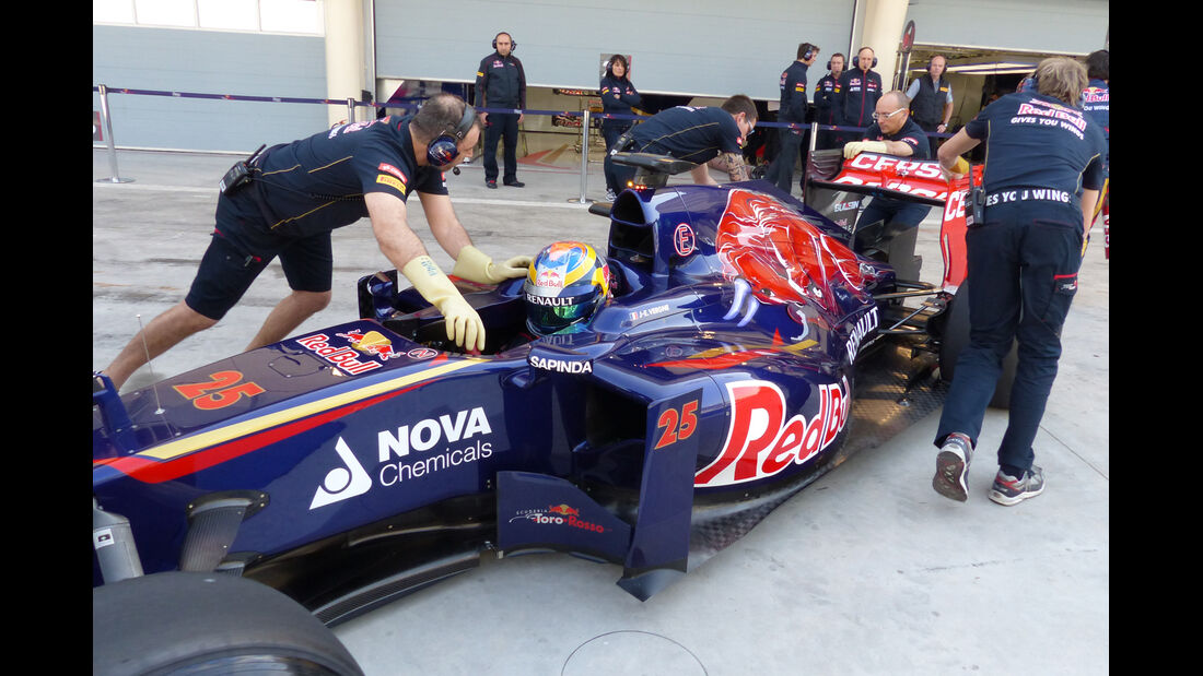 Jean-Eric Vergne - Toro Rosso - Formel 1 - Test - Bahrain - 20. Februar 2014