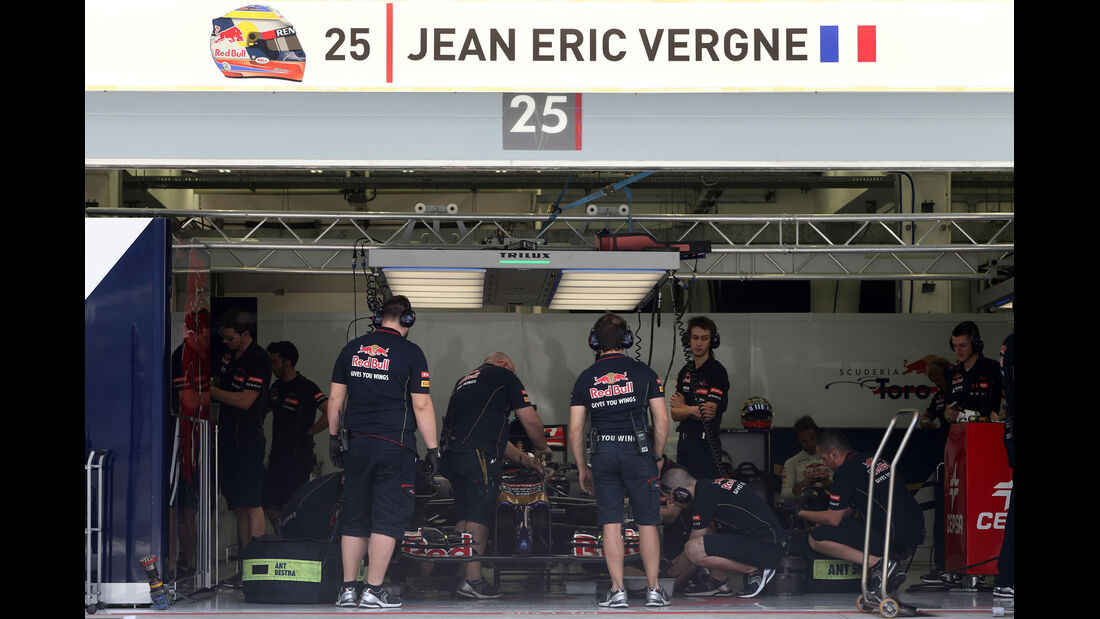 Jean-Eric Vergne - Toro Rosso - GP Bahrain - Test 2 - 9. April 2014