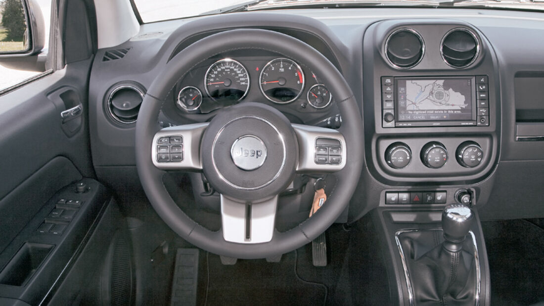 Jeep Compass 2.2 CRD, Cockpit