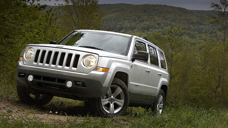 Jeep Patriot Und Jeep Cherokee Bekommen Facelift Fur 2011 Auto Motor Und Sport